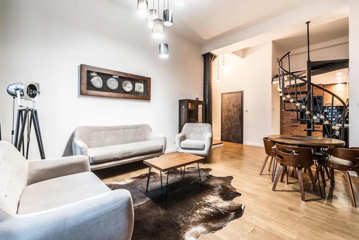 Apartment Stylowy Loft W Centrum Wroclawia Check-in 24h